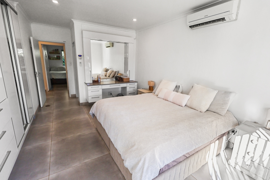 4 Bedroom Property for Sale in Nahoon Beach Eastern Cape